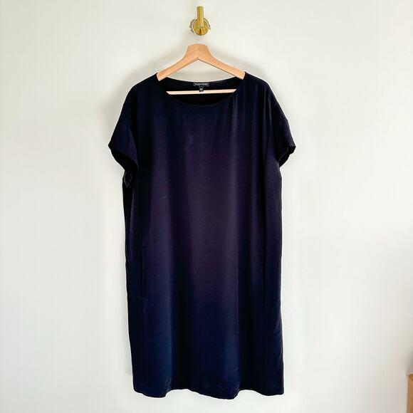 Eileen Fisher Dresses & Skirts - Eileen Fisher Silk Round Neck Short Sleeve Pullover Dress Black M